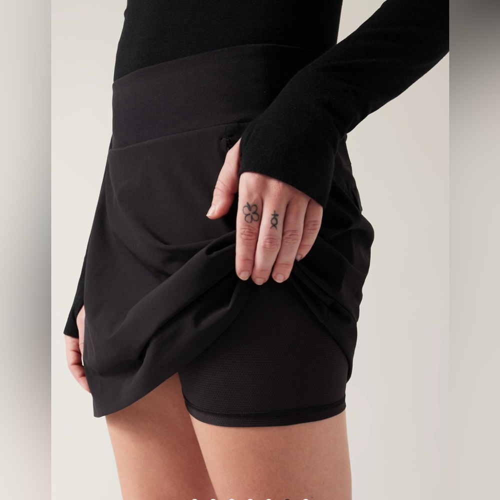 Athleta SoHo Skort size 14